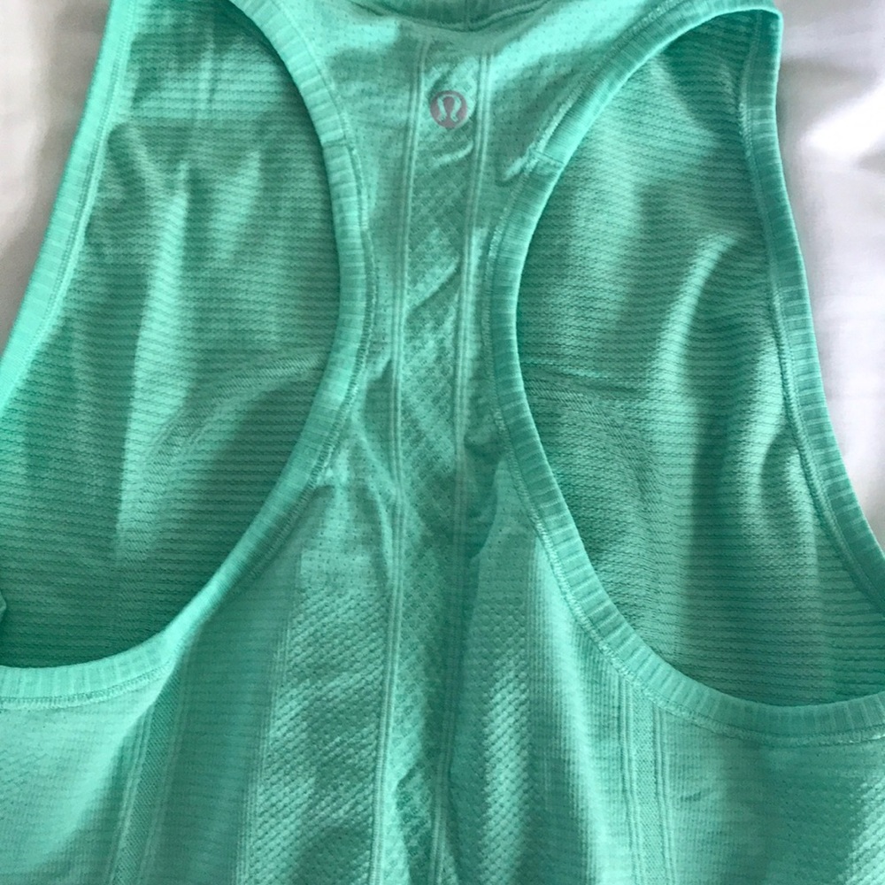 lululemon tank